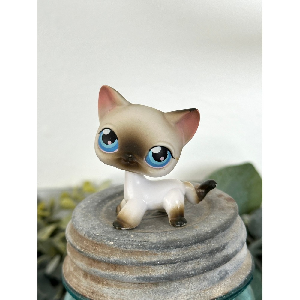 Littlest Pet Shop #5 white Siamese cat Hasbro Vtg 2004 discontinued